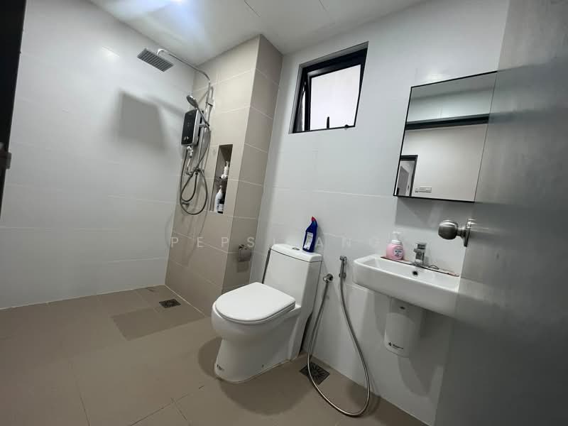 Servis Apartment untuk Disewa di TRIO By Setia - Pepsi Ang - Bathroom - PropertyGuru.com.my