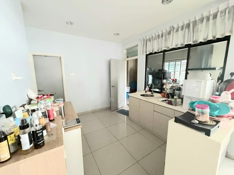 Cluster House for Sale in Taman Skudai Indah (Skudai) - Ee Fong Toh - Kitchen - PropertyGuru.com.my