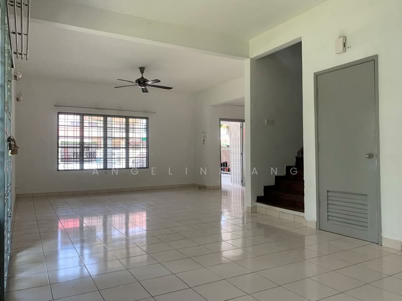 Rumah Teres untuk Disewa di Kota Kemuning (Shah Alam) - ANGELINE ANG - Living Room - PropertyGuru.com.my