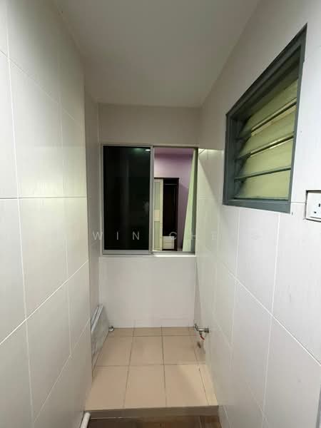 Pangsapuri untuk Dijual di Puncak Baiduri Apartment - Edwin Cheng - Interior - PropertyGuru.com.my