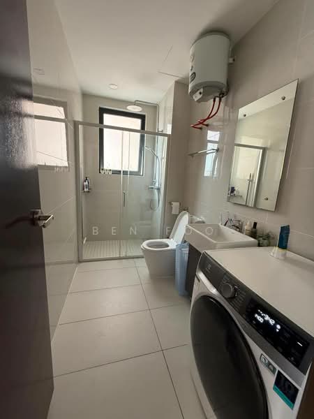 Condominium for Sale at Amberside @ Country Garden Danga Bay - Ben Foo - Bathroom - PropertyGuru.com.my