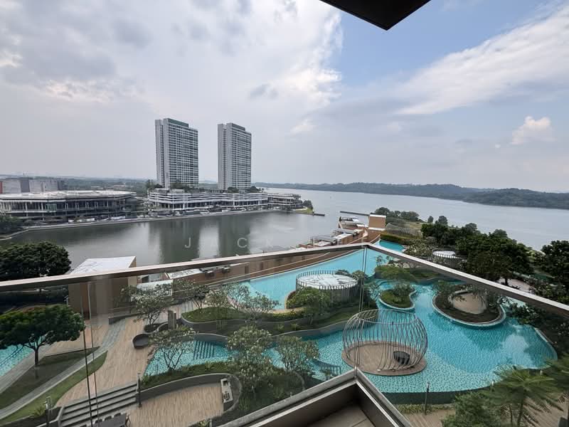 Servis Apartment untuk Disewa di Puteri Cove Residences - Jack Lee - Pool - PropertyGuru.com.my