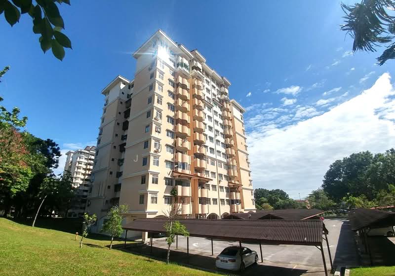 Apartment for Sale at Vista Seri Putra - Jojo Ng - Exterior - PropertyGuru.com.my