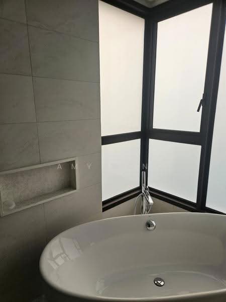 Service Residence for Rent at Jendela Residences - Amy Wong - Bathroom - PropertyGuru.com.my