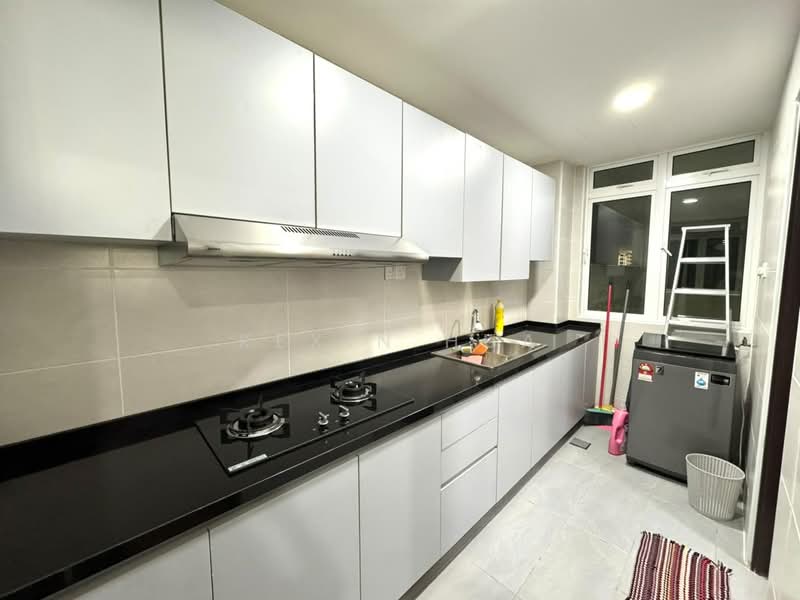 Kediaman Servis untuk Dijual di KSL Residence @ Daya - Kexin Hua - Kitchen - PropertyGuru.com.my