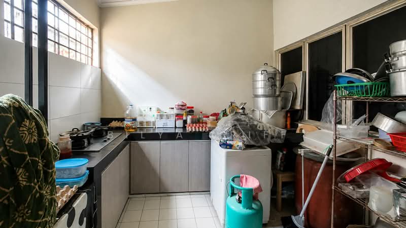 Rumah Teres 2 Tingkat untuk Dijual di Taman Tun Dr Ismail (Kuala Lumpur) - BILYA ARIFF - Kitchen - PropertyGuru.com.my