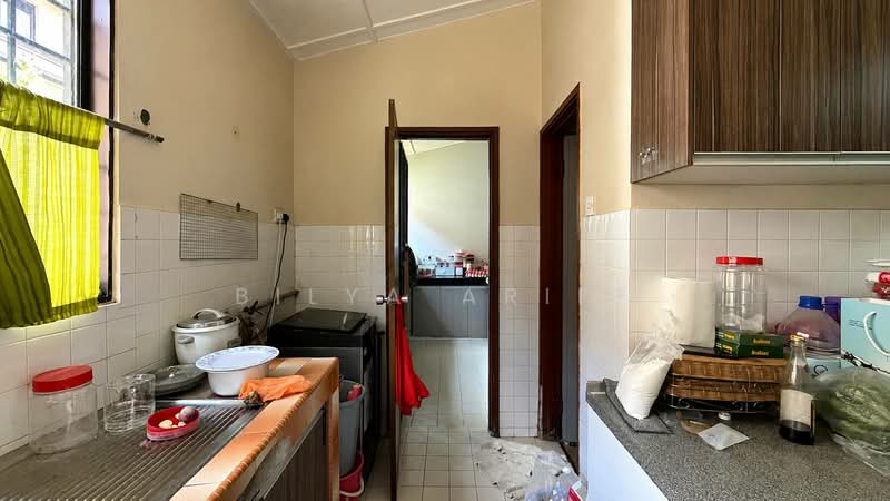 Rumah Teres 2 Tingkat untuk Dijual di Taman Tun Dr Ismail (Kuala Lumpur) - BILYA ARIFF - Kitchen - PropertyGuru.com.my