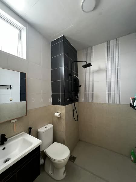 Pangsapuri untuk Dijual di Horizon Residence (Dwi Mutiara) - Danny Yap - Bathroom - PropertyGuru.com.my
