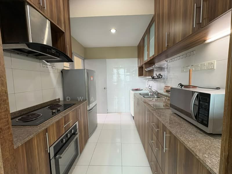 Kediaman Servis untuk Disewa di The Sky Executive Suites - Edward Siow - Kitchen - PropertyGuru.com.my