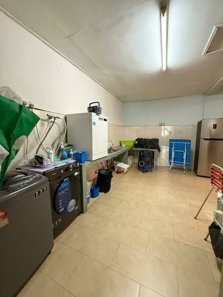 Semi-Detached House for Sale in Taman Megah Ria (Masai) - Sharon Ong - Kitchen - PropertyGuru.com.my