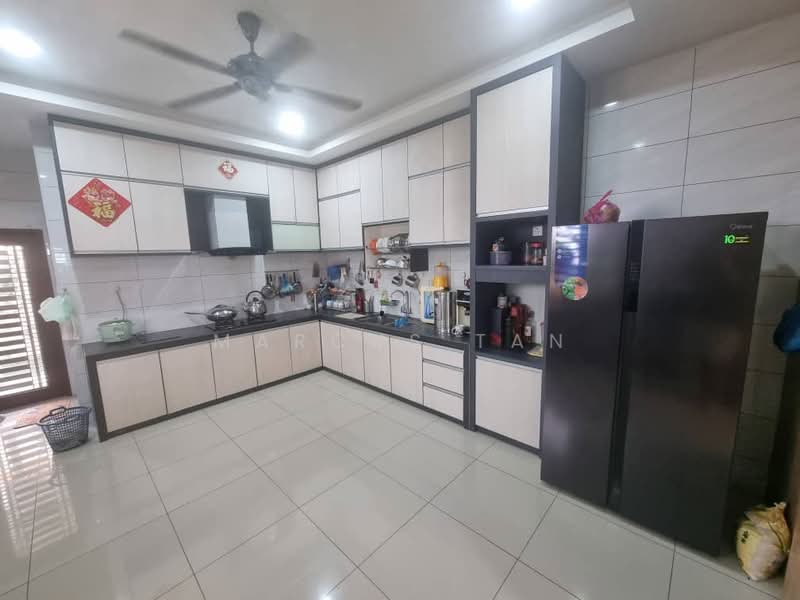 Semi-Detached House for Sale in Taman Aston (Bukit Mertajam) - Marcus Tan - Kitchen - PropertyGuru.com.my