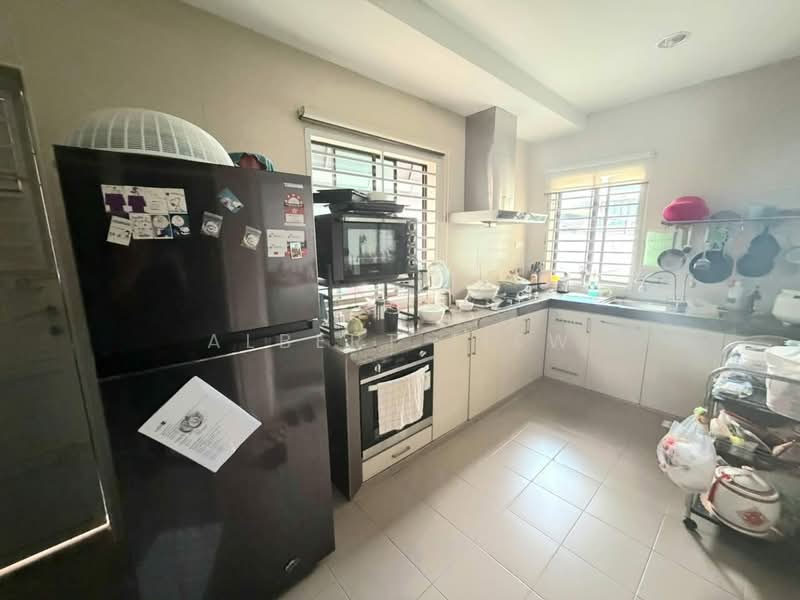 Cluster House for Sale in Skudai (Johor) - Albert Liew - Kitchen - PropertyGuru.com.my