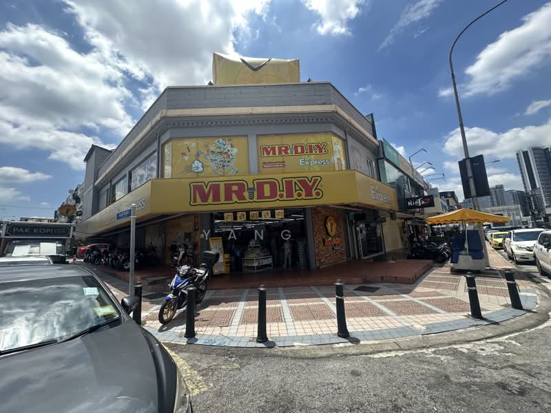 Shop for Rent in Bangsar (Kuala Lumpur) - Yang . - Exterior - PropertyGuru.com.my