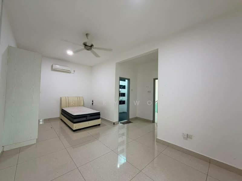 Rumah Kluster untuk Dijual di Taman Nusa Bestari (Iskandar Puteri (Nusajaya)) - Ricky Woo - Bedroom - PropertyGuru.com.my