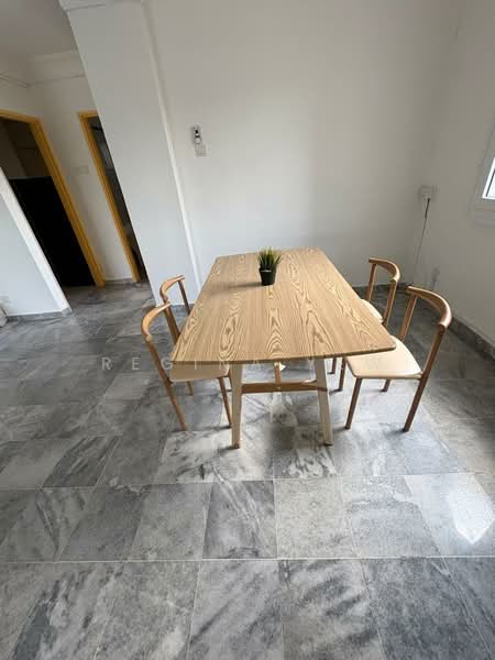 Kondominium untuk Disewa di Endah Villa - Regina Yew - Dining Room - PropertyGuru.com.my