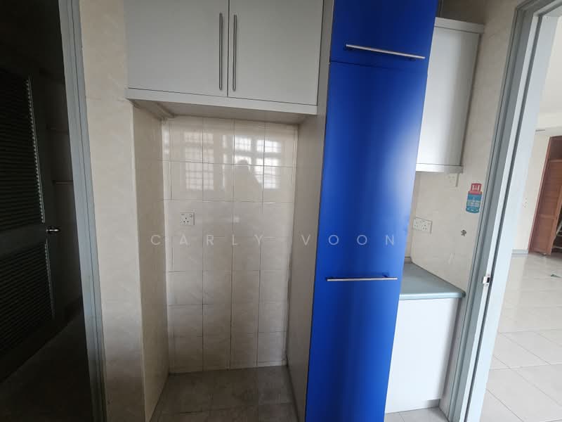 Kondominium untuk Dijual di The Straits View Condominium - Carly Voon - Kitchen - PropertyGuru.com.my