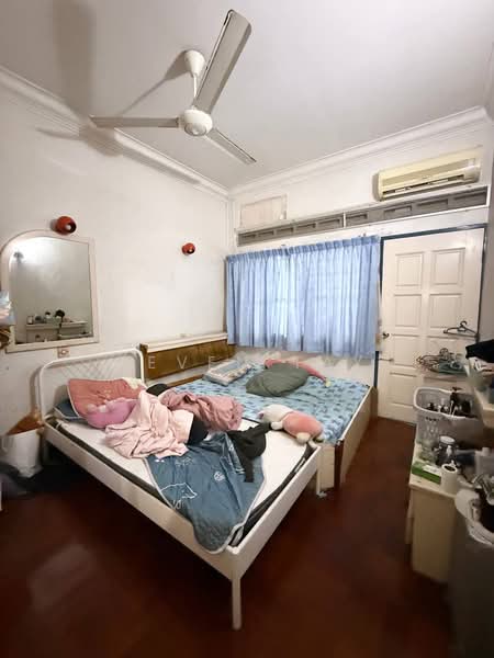 Semi-Detached House for Sale in Taman Iskandar (Johor Bahru) - Seven Tay - PropertyGuru.com.my