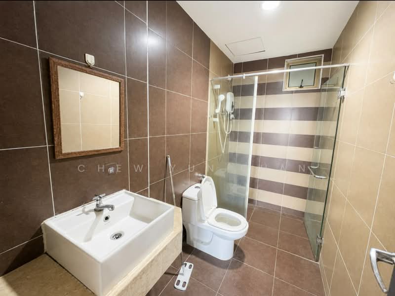 Service Residence for Rent at D'Inspire Residence (Inspira Bestari) - Chew Yun Chan - Bathroom - PropertyGuru.com.my