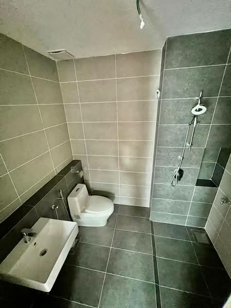 Rumah Berkembar untuk Dijual di Ulu Tiram (Johor) - Veekie Ng - Bathroom - PropertyGuru.com.my