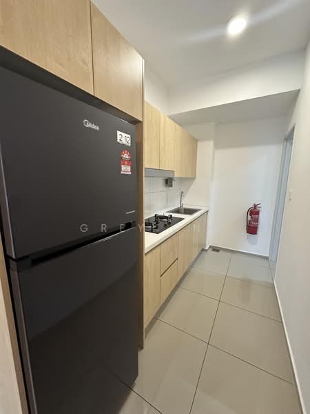 Servis Apartment untuk Disewa di Gravit8, Klang - Grey Ong - Kitchen - PropertyGuru.com.my