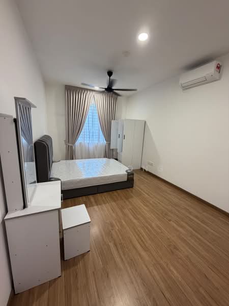Servis Apartment untuk Disewa di Gravit8, Klang - Grey Ong - PropertyGuru.com.my
