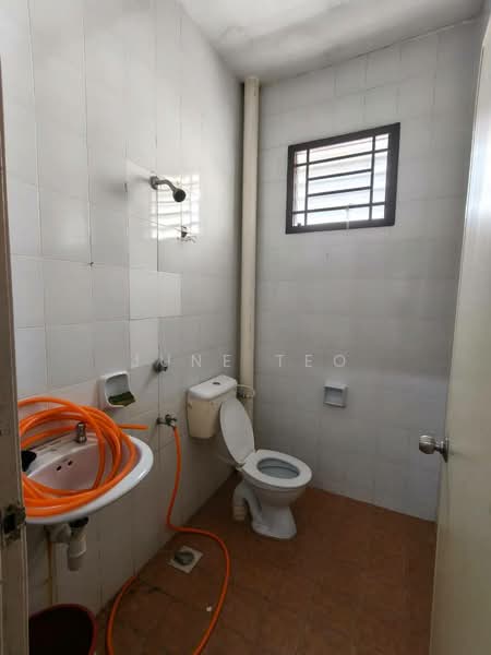 1-storey Terraced House for Rent in Taman JP Perdana (Johor Bahru) - June Teo - Bathroom - PropertyGuru.com.my