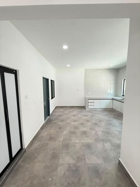 Semi-Detached House for Sale in Taman Air Biru (Pasir Gudang) - Daniel Yong - Kitchen - PropertyGuru.com.my