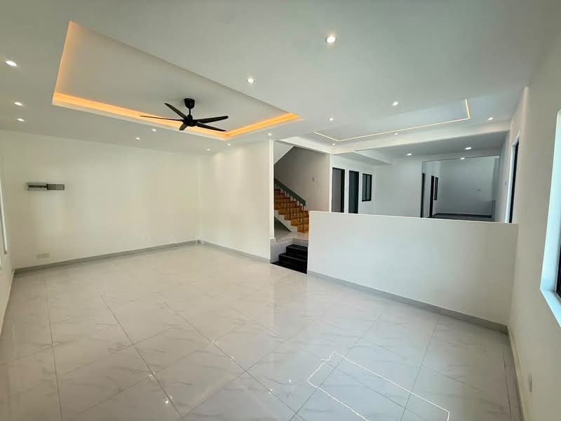 Semi-Detached House for Sale in Taman Air Biru (Pasir Gudang) - Daniel Yong - Living Room - PropertyGuru.com.my