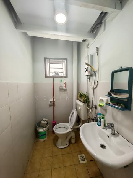Apartment for Sale at Sri Mas - Kevin Ho - Bathroom - PropertyGuru.com.my