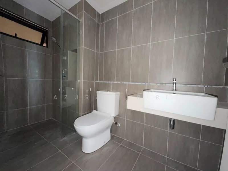 Service Residence for Sale at The Pulse Residence - Azura Hariri - Bathroom - PropertyGuru.com.my
