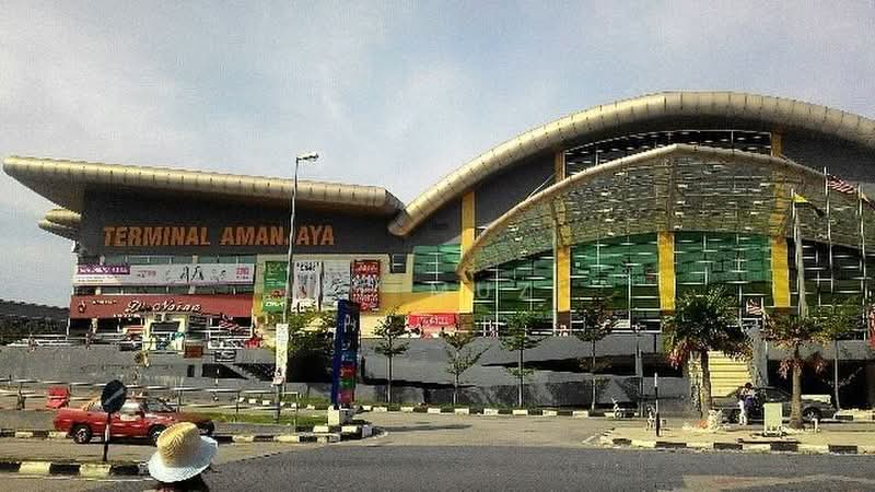 Shop / Office for Sale in Ipoh (Perak) - Lee Muzi - Exterior - PropertyGuru.com.my