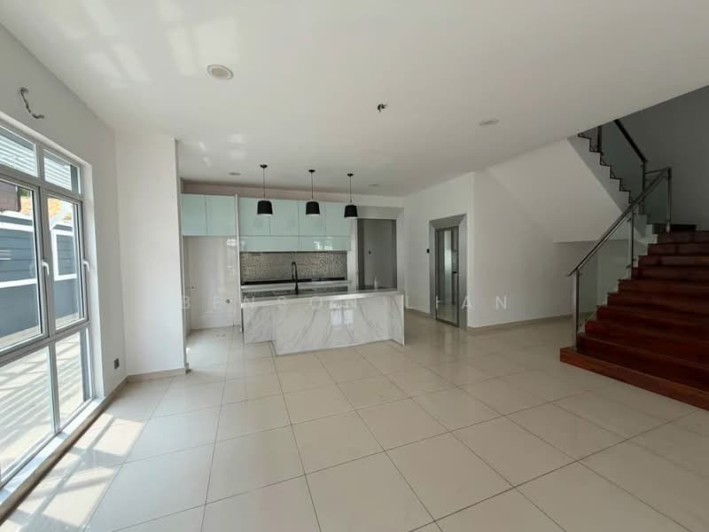 Semi-Detached House for Sale in Amverton Hills (Sungai Buloh) - Benson Lian - Kitchen - PropertyGuru.com.my