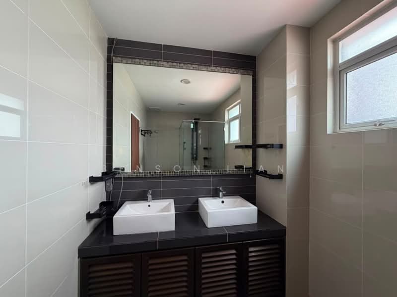 Semi-Detached House for Sale in Amverton Hills (Sungai Buloh) - Benson Lian - Bathroom - PropertyGuru.com.my