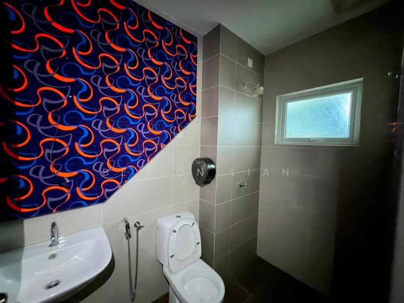 Semi-Detached House for Sale in Amverton Hills (Sungai Buloh) - Benson Lian - Bathroom - PropertyGuru.com.my