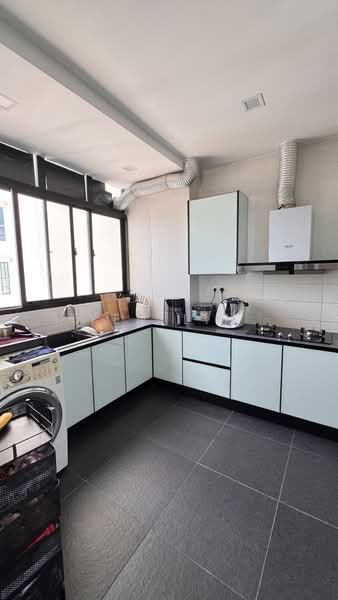 Condominium for Sale at KM1 East - Yen Lim - Kitchen - PropertyGuru.com.my