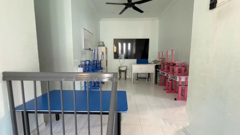 Rumah Teres 2-Tingkat untuk Dijual di Taman Putri Kulai (Kulai) - Kelvin Chee - Study - PropertyGuru.com.my