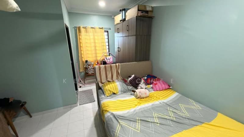 Rumah Teres 2-Tingkat untuk Dijual di Taman Putri Kulai (Kulai) - Kelvin Chee - Bedroom - PropertyGuru.com.my