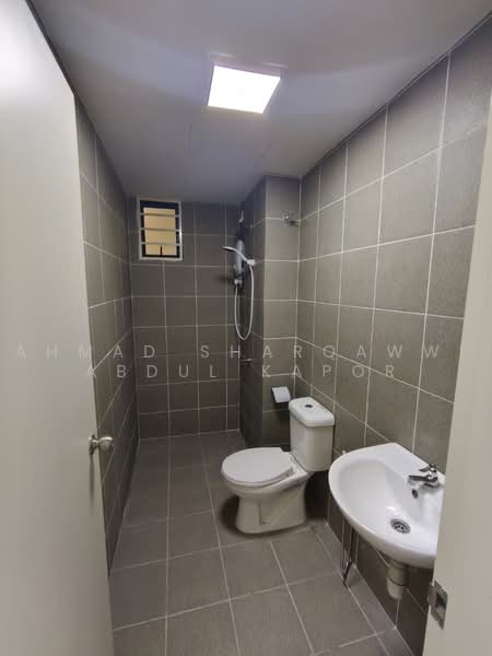Pangsapuri untuk Disewa di Residensi Max - Ahmad Sharqawwi Abdul Kapor - Bathroom - PropertyGuru.com.my
