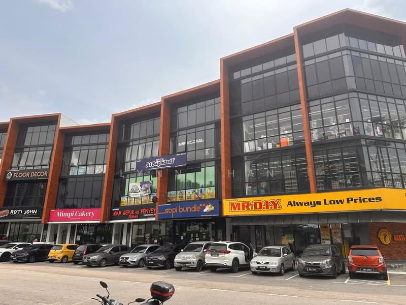 Kedai untuk Dijual di Taman Damansara Aliff (Tampoi) - Lynn Phan - PropertyGuru.com.my