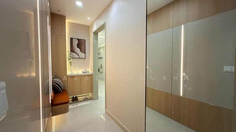 Service Residence for Sale at Pinnacle Bukit Gambier - Carson Chuah - Entrance - PropertyGuru.com.my