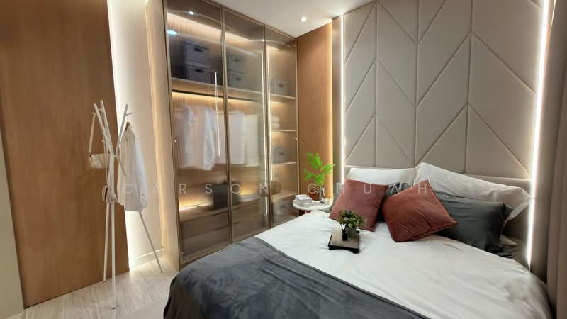 Service Residence for Sale at Pinnacle Bukit Gambier - Carson Chuah - Bedroom - PropertyGuru.com.my