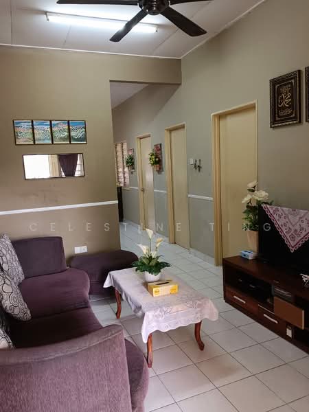 Rumah Teres 1-Tingkat untuk Dijual di Taman Pelangi Semenyih (Semenyih) - Celestine Ting - Living Room - PropertyGuru.com.my