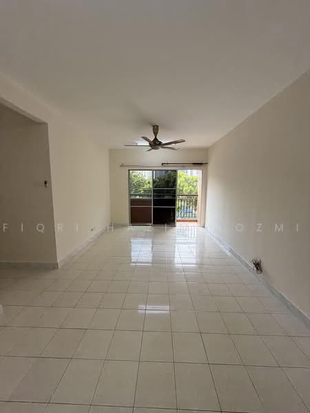 Condominium for Sale at Cengal Condominium - Fiqri Hazim Rozmi - Living Room - PropertyGuru.com.my