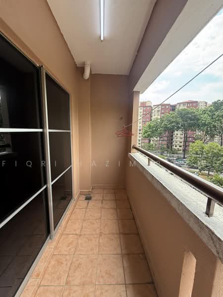 Condominium for Sale at Cengal Condominium - Fiqri Hazim Rozmi - Balcony - PropertyGuru.com.my