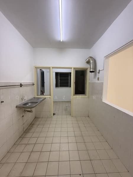 Condominium for Sale at Cengal Condominium - Fiqri Hazim Rozmi - Kitchen - PropertyGuru.com.my