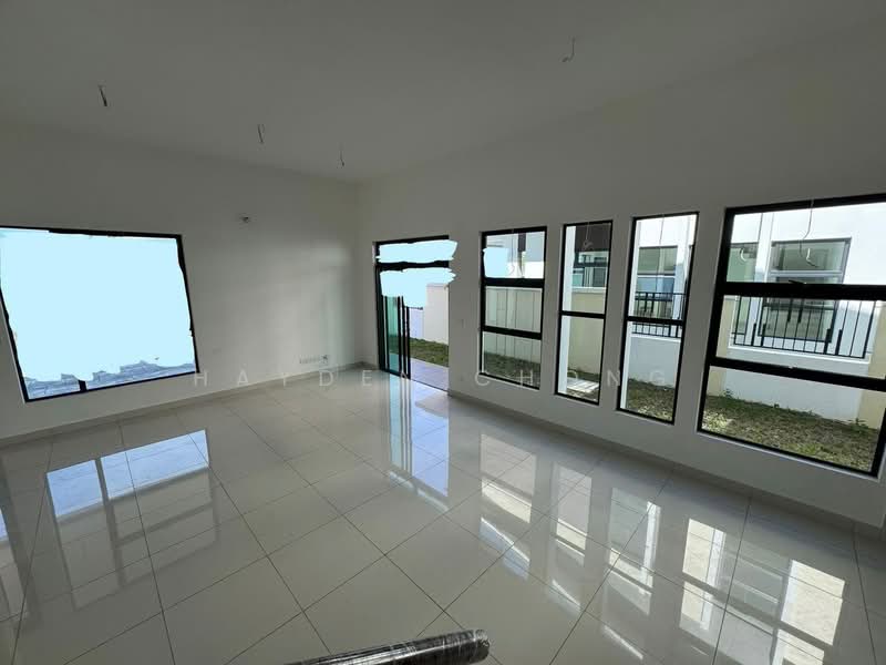 Cluster House for Sale in Johor Bahru (Johor) - Hayden Chong - Living Room - PropertyGuru.com.my