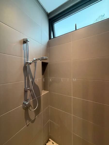 Servis Apartment untuk Disewa di The Tamarind - Alex Lim - Bathroom - PropertyGuru.com.my