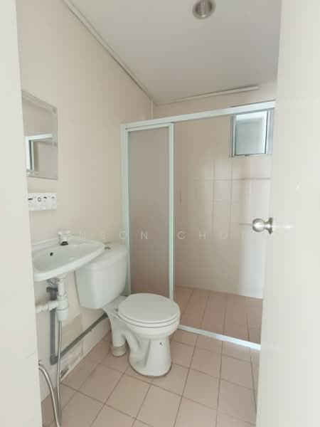 Pangsapuri untuk Disewa di Prima Regency - Benson Chong - Bathroom - PropertyGuru.com.my