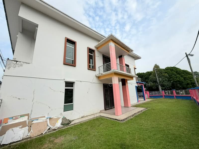 Rumah Teres 2-Tingkat untuk Dijual di Bandar Putra (Kulai) - Jit Sin Cheah - Exterior - PropertyGuru.com.my