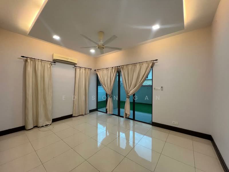 Rumah Berkembar untuk Dijual di Desa Sri Hartamas (Sri Hartamas) - Edison Gan - Living Room - PropertyGuru.com.my